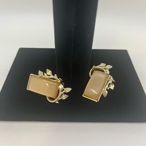 Coro vintage Earrings 1950s | Peach Moonglow Lucite Clip Ons |